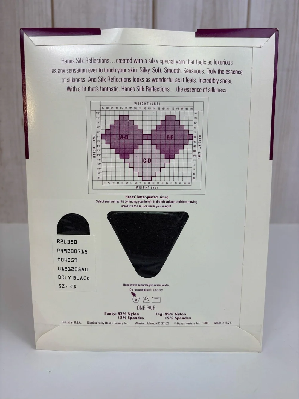 Hanes Vintage Silk Reflections Silky Sheer Sandalfoot Barely Black Size CD
